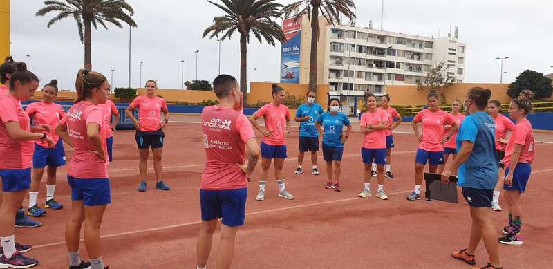 El equipo teldense en las instalaciones de la Ciudad Deportiva Gran Canaria/TA.